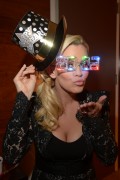 Дженни МакКарти (Jenny McCarthy) announced to co-host New Year's Rockin' Eve Celebrates Dick Clark in New York City (2012.12.05.) (10xHQ) 40519f478260982