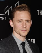 Том Хиддлстон (Tom Hiddleston) 'The Night Manager' premiere at DGA Theater in Los Angeles, 05.04.2016 (100xНQ) 1e7047478765205