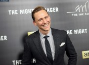 Том Хиддлстон (Tom Hiddleston) 'The Night Manager' premiere at DGA Theater in Los Angeles, 05.04.2016 (100xНQ) 2b2f32478765192