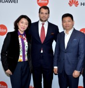 Генри Кавилл (Henry Cavill) Huawei P9 global launch at Battersea Evolution in London, 06.04.2016 - 39xHQ Ddaa68478761627