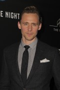 Том Хиддлстон (Tom Hiddleston) 'The Night Manager' premiere at DGA Theater in Los Angeles, 05.04.2016 (100xНQ) F70f6a478766138
