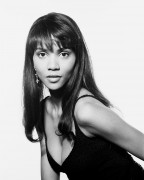 Холли Берри (Halle Berry) John Stoddart Photoshoot - 3xHQ 2cb444480598460