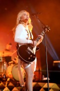 Элли Голдинг (Ellie Goulding) Coachella Valley Music And Arts Festival, Weekend 1, 15.04.2016 (60xHQ) D609a0481460503