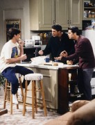 Друзья / Friends (сериал 1994 – 2004) 30b08c483689205