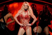 Бритни Спирс (Britney Spears) Billboard Music Awards at T-Mobile Arena, show, 22.05.2016 - 27xHQ F2d62e487258849