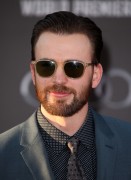 Крис Эванс (Chris Evans) Captain America Civil War Premiere at The Dolby Theatre (Hollywood, April 12, 2016) (176xHQ) 0ff428488134067