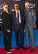 Крис Эванс (Chris Evans) Captain America Civil War Premiere at The Dolby Theatre (Hollywood, April 12, 2016) (176xHQ) 3e9dbc488135993