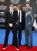 Крис Эванс (Chris Evans) Captain America Civil War Premiere at The Dolby Theatre (Hollywood, April 12, 2016) (176xHQ) 5d9fee488136332