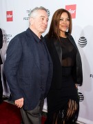 Роберт Де Ниро (Robert De Niro) 'Taxi Driver' 40th Anniversary Celebration during 2016 Tribeca Film Festival at The Beacon Theatre (New York, 21.04.2016) (124xHQ) 73de6a488138036