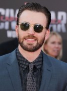 Крис Эванс (Chris Evans) Captain America Civil War Premiere at The Dolby Theatre (Hollywood, April 12, 2016) (176xHQ) D73b42488136623