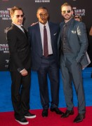Крис Эванс (Chris Evans) Captain America Civil War Premiere at The Dolby Theatre (Hollywood, April 12, 2016) (176xHQ) E9880b488136170