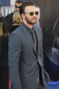 Крис Эванс (Chris Evans) Captain America Civil War Premiere at The Dolby Theatre (Hollywood, April 12, 2016) (176xHQ) Ea9603488134619