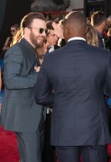 Крис Эванс (Chris Evans) Captain America Civil War Premiere at The Dolby Theatre (Hollywood, April 12, 2016) (176xHQ) F7ac92488133706