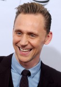 Том Хиддлстон (Tom Hiddleston) 'High-Rise' premiere during the 2016 Tribeca Film Festival in New York City, 20.04.2016 (150xНQ) 05a37c488149965