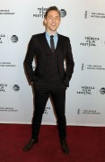 Том Хиддлстон (Tom Hiddleston) 'High-Rise' premiere during the 2016 Tribeca Film Festival in New York City, 20.04.2016 (150xНQ) B05f7b488149862
