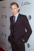Том Хиддлстон (Tom Hiddleston) 'High-Rise' premiere during the 2016 Tribeca Film Festival in New York City, 20.04.2016 (150xНQ) 8cdb03488151192