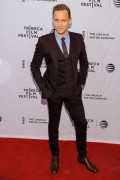 Том Хиддлстон (Tom Hiddleston) 'High-Rise' premiere during the 2016 Tribeca Film Festival in New York City, 20.04.2016 (150xНQ) 96e809488151404