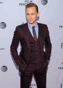 Том Хиддлстон (Tom Hiddleston) 'High-Rise' premiere during the 2016 Tribeca Film Festival in New York City, 20.04.2016 (150xНQ) Ff4652488151360