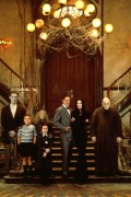 Семейка Аддамс / Addams Family (Анжелика Хьюстон, Кристофер Ллойд, Кристина Риччи, 1991) 58be53488357670