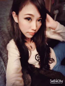 正妹幼教師保母~彭甯~惹火吊帶襪加皮鞭