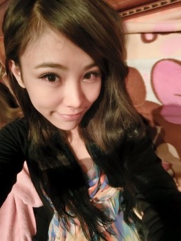 正妹幼教師保母~彭甯~惹火吊帶襪加皮鞭