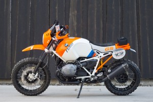 BMW Concept Lac Rose is an R nineT for 1980s Paris-Dakar rally fans