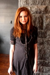 Карен Гиллан (Karen Gillan) Photocall at The Standard Hotel in NYC - April 13, 2010 - 3xHQ 305ded489631388