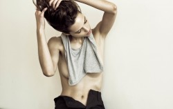 http://thumbnails115.imagebam.com/49014/302eb4490132360.jpg
