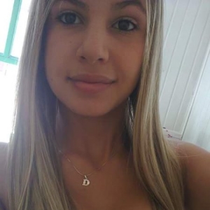 morena arrombada
