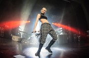 Гвен Стефани (Gwen Stefani) in concert at Mutualite conference center in Paris (13xHQ) 0c0106494767283