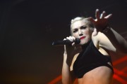 Гвен Стефани (Gwen Stefani) in concert at Mutualite conference center in Paris (13xHQ) 47690d494767719