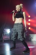 Гвен Стефани (Gwen Stefani) in concert at Mutualite conference center in Paris (13xHQ) Dadb7e494767147