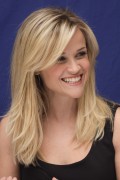 Риз Уизерспун (Reese Witherspoon) How Do You Know NYC Press Conference, 12.07.2010 (118xHQ) 0dab31495857029