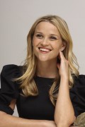 Риз Уизерспун (Reese Witherspoon) Monsters vs. Aliens Beverly Hills Press Conference, 20.03.2009 (76xHQ) 1d98b6495859309