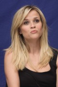 Риз Уизерспун (Reese Witherspoon) How Do You Know NYC Press Conference, 12.07.2010 (118xHQ) 25b8d3495857097