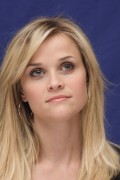 Риз Уизерспун (Reese Witherspoon) How Do You Know NYC Press Conference, 12.07.2010 (118xHQ) 5357bd495856351