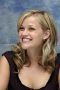 Риз Уизерспун (Reese Witherspoon) Just Like Heaven press conference portraits by Piyal Hosain (Beverly Hills, August 4, 2005) (19xHQ) 5e0e48495856290