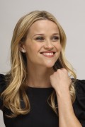 Риз Уизерспун (Reese Witherspoon) Monsters vs. Aliens Beverly Hills Press Conference, 20.03.2009 (76xHQ) 73934c495859049
