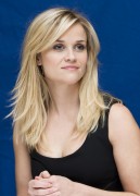 Риз Уизерспун (Reese Witherspoon) How Do You Know NYC Press Conference, 12.07.2010 (118xHQ) 743168495856046