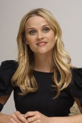 Риз Уизерспун (Reese Witherspoon) Monsters vs. Aliens Beverly Hills Press Conference, 20.03.2009 (76xHQ) 8ac7b7495859084
