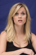 Риз Уизерспун (Reese Witherspoon) How Do You Know NYC Press Conference, 12.07.2010 (118xHQ) 9ecd86495857138