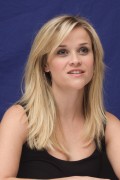 Риз Уизерспун (Reese Witherspoon) How Do You Know NYC Press Conference, 12.07.2010 (118xHQ) A37876495857126