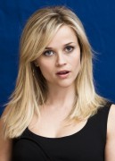 Риз Уизерспун (Reese Witherspoon) How Do You Know NYC Press Conference, 12.07.2010 (118xHQ) Aaa0f8495856051