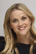 Риз Уизерспун (Reese Witherspoon) Monsters vs. Aliens Beverly Hills Press Conference, 20.03.2009 (76xHQ) Bab1ba495859234