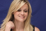 Риз Уизерспун (Reese Witherspoon) How Do You Know NYC Press Conference, 12.07.2010 (118xHQ) Bc37c8495856158