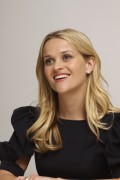 Риз Уизерспун (Reese Witherspoon) Monsters vs. Aliens Beverly Hills Press Conference, 20.03.2009 (76xHQ) Bd7ae6495859188