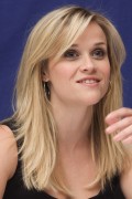 Риз Уизерспун (Reese Witherspoon) How Do You Know NYC Press Conference, 12.07.2010 (118xHQ) Ca6c93495857149