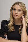Риз Уизерспун (Reese Witherspoon) Monsters vs. Aliens Beverly Hills Press Conference, 20.03.2009 (76xHQ) D3c11c495859364