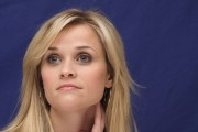 Риз Уизерспун (Reese Witherspoon) How Do You Know NYC Press Conference, 12.07.2010 (118xHQ) Dfa414495856261