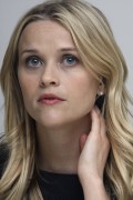 Риз Уизерспун (Reese Witherspoon) Monsters vs. Aliens Beverly Hills Press Conference, 20.03.2009 (76xHQ) Ecd5f8495859173